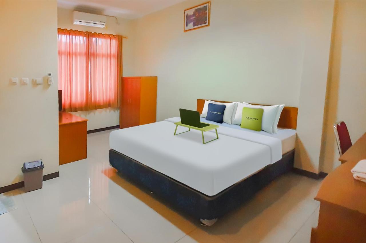 Urbanview Hotel Bartu Moh Toha Bandung By Reddoorz Exterior photo